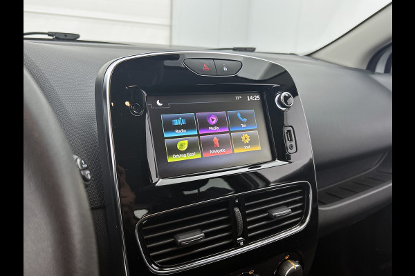 Renault Clio Estate 0.9 TCe Zen 90PK / Trekhaak / Pdc. / Airco / Navigatie / Radio multimedia / Apk 07-2026