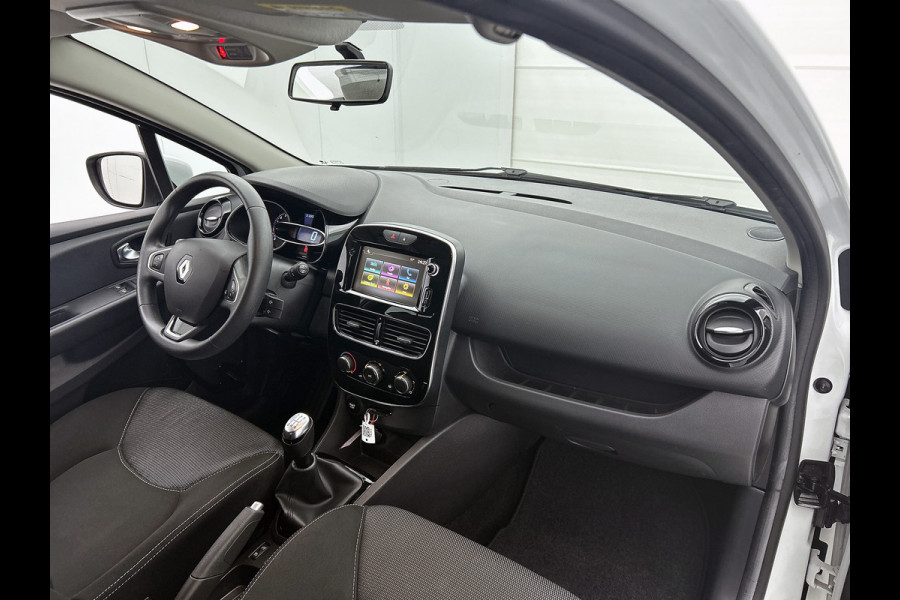 Renault Clio Estate 0.9 TCe Zen 90PK / Trekhaak / Pdc. / Airco / Navigatie / Radio multimedia / Apk 07-2026