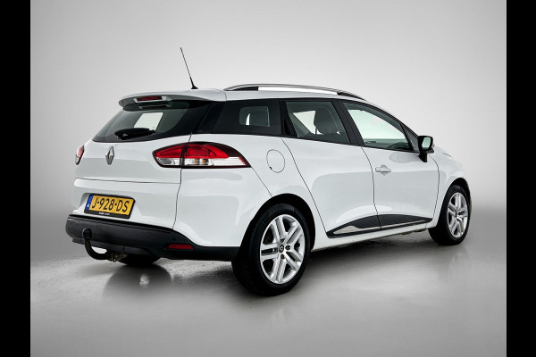 Renault Clio Estate 0.9 TCe Zen 90PK / Trekhaak / Pdc. / Airco / Navigatie / Radio multimedia / Apk 07-2026