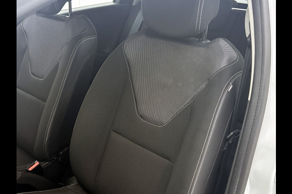 Renault Clio Estate 0.9 TCe Zen 90PK / Trekhaak / Pdc. / Airco / Navigatie / Radio multimedia / Apk 07-2026