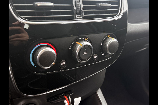 Renault Clio Estate 0.9 TCe Zen 90PK / Trekhaak / Pdc. / Airco / Navigatie / Radio multimedia / Apk 07-2026