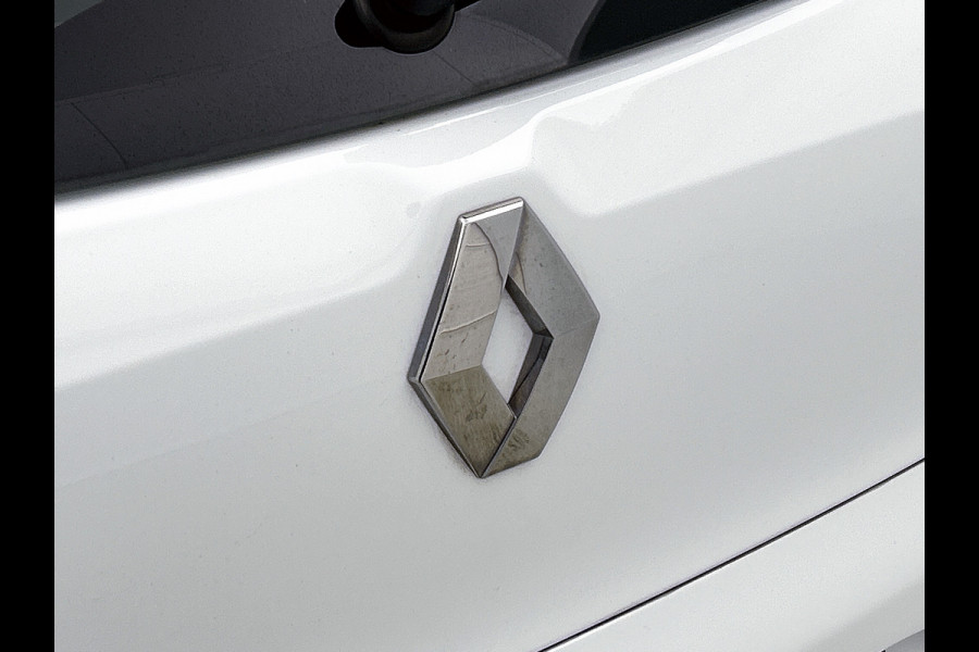Renault Clio Estate 0.9 TCe Zen 90PK / Trekhaak / Pdc. / Airco / Navigatie / Radio multimedia / Apk 07-2026