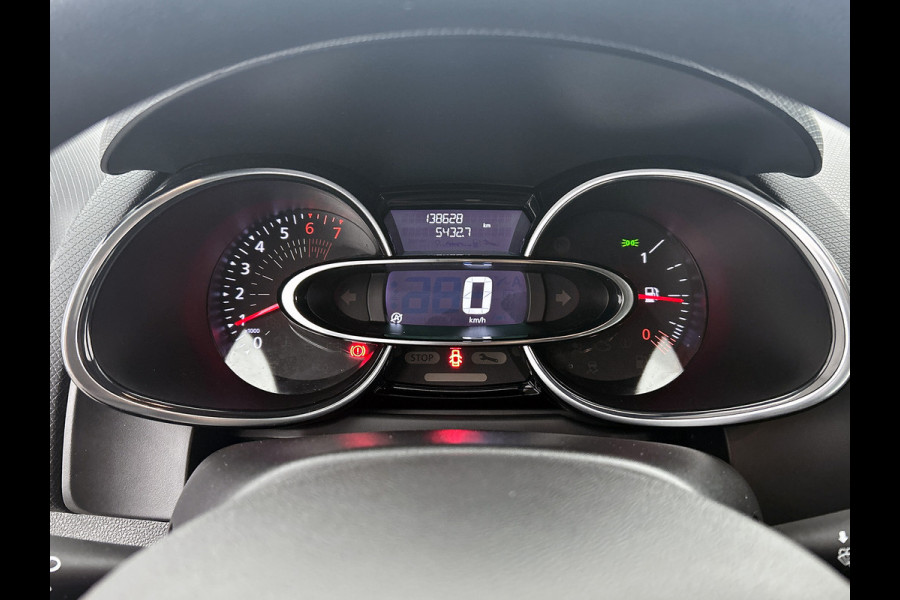 Renault Clio Estate 0.9 TCe Zen 90PK / Trekhaak / Pdc. / Airco / Navigatie / Radio multimedia / Apk 07-2026