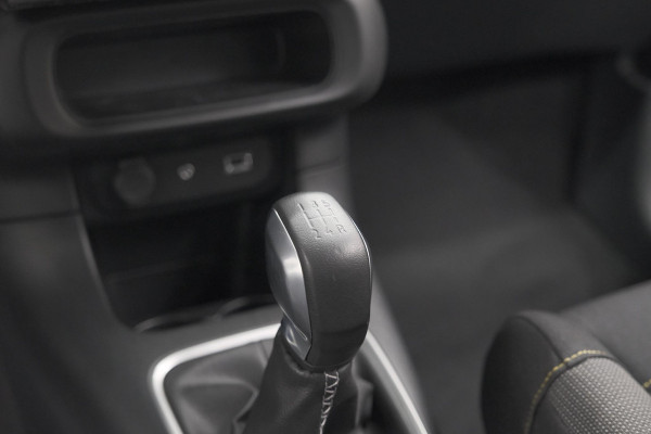 Citroën C3 PureTech 82 Shine | Trekhaak | Camera | Apple Carplay | Navigatie