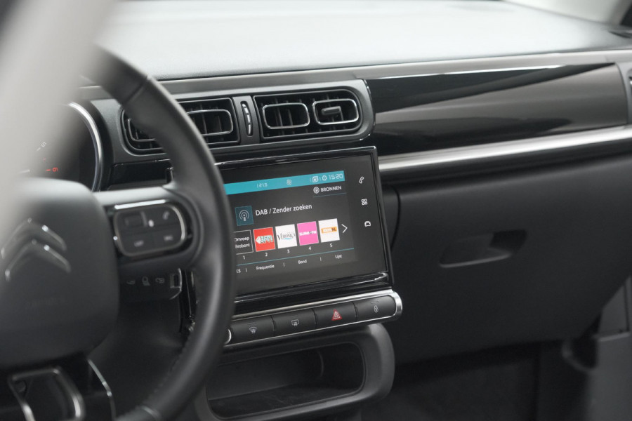 Citroën C3 PureTech 82 Shine | Trekhaak | Camera | Apple Carplay | Navigatie