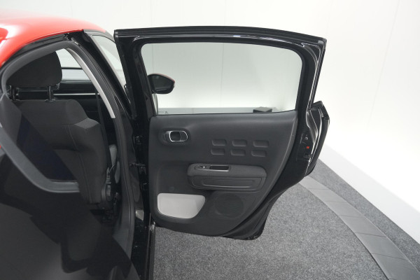 Citroën C3 PureTech 82 Shine | Trekhaak | Camera | Apple Carplay | Navigatie