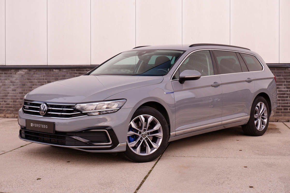 Volkswagen Passat Variant 1.4 TSI PHEV GTE Business | Elek Trekhaak | Virtual | LED | Camera | Carplay | Memory | Navi