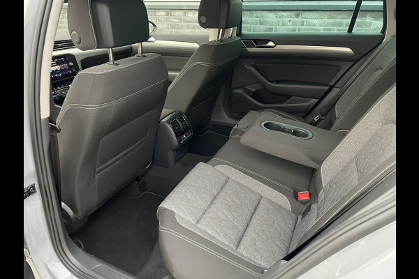 Volkswagen Passat Variant 1.4 TSI PHEV GTE Business | Elek Trekhaak | Virtual | LED | Camera | Carplay | Memory | Navi