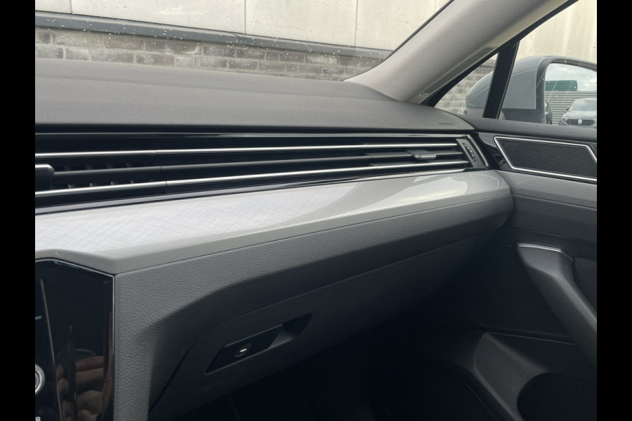 Volkswagen Passat Variant 1.4 TSI PHEV GTE Business | Elek Trekhaak | Virtual | LED | Camera | Carplay | Memory | Navi