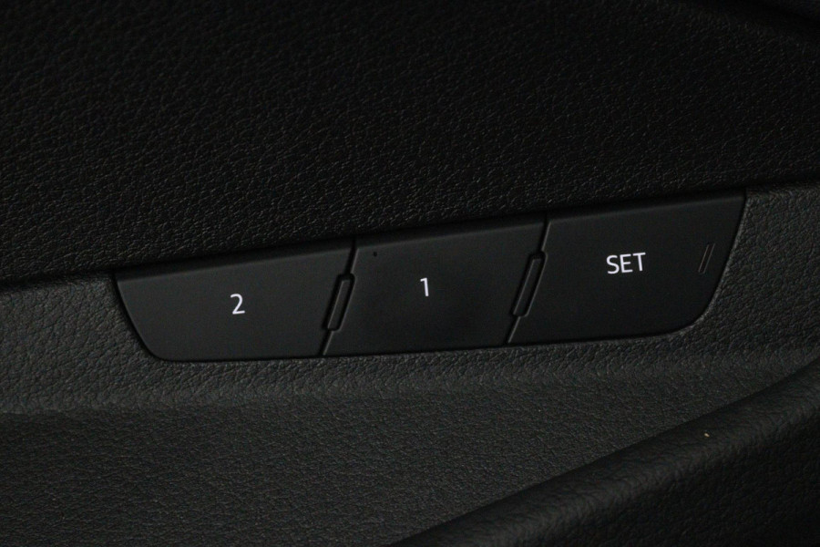 Audi e-tron E-tron 50 quattro Launch edition plus 71 kWh (WORDT VERWACHT)