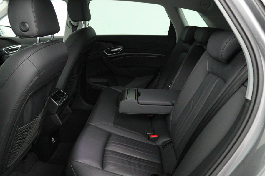 Audi e-tron E-tron 50 quattro Launch edition plus 71 kWh (WORDT VERWACHT)