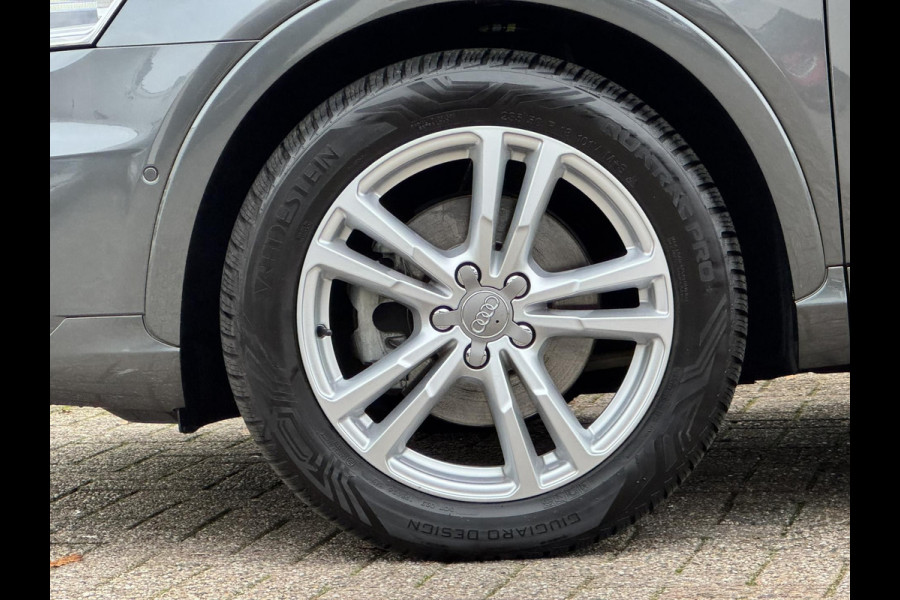 Audi Q3 1.4 TFSI CoD Sport Pro Line S Zwarte hemel Climate control Cruise Navi Keyless entry Bi-Xenon Parkeersensoren V/A