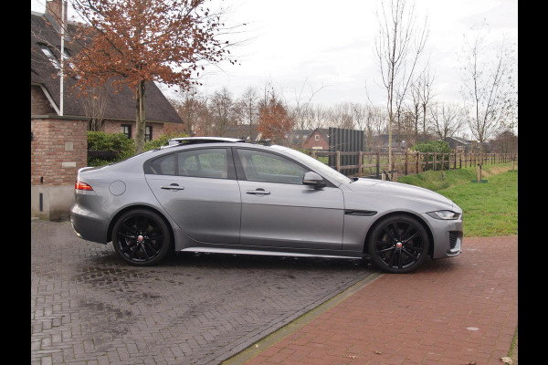 Jaguar XE 2.0 P250 HSE | R-Dynamic | Panoramadak | Camera | Apple Carplay | Cruise Control | Leer | Automaat |