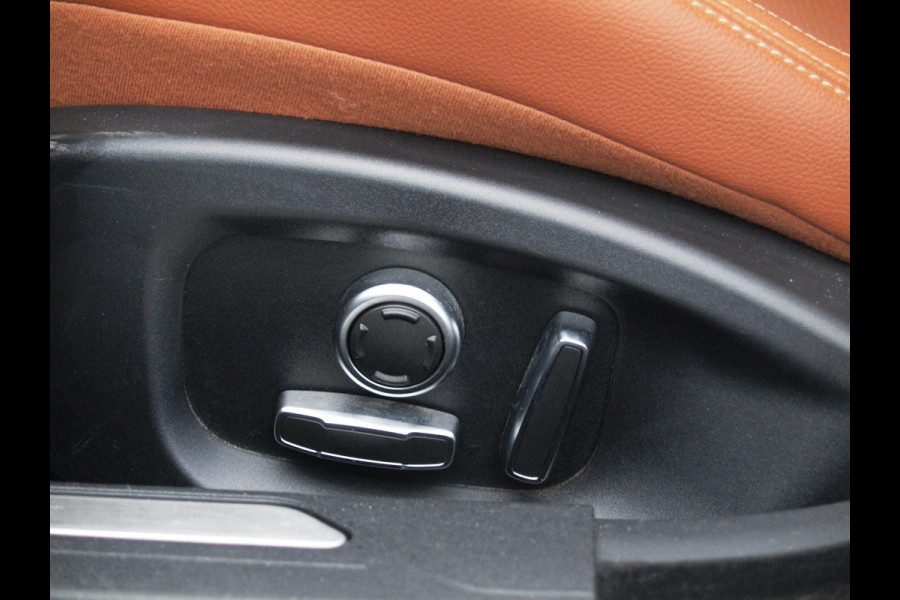 Jaguar XE 2.0 P250 HSE | R-Dynamic | Panoramadak | Camera | Apple Carplay | Cruise Control | Leer | Automaat |