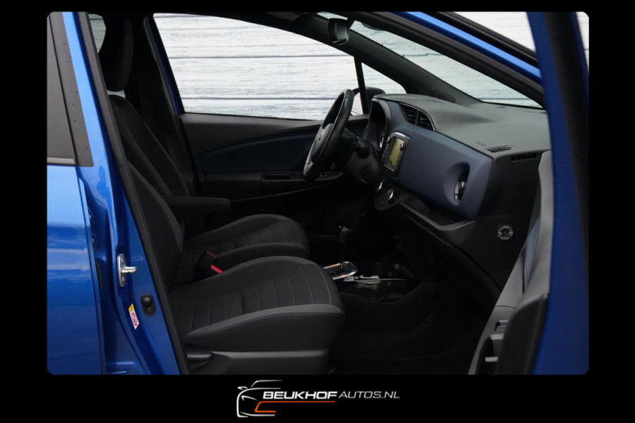 Toyota Yaris 1.5 Hybrid Bi-Tone Automaat Navigatie Camera