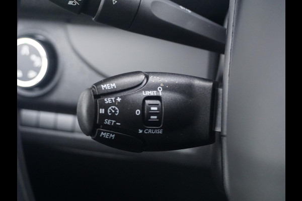 Peugeot e-Expert L3 75 kWh | Techno NAV Pakket | verwarmde stoel/bank | Comfort tussenschot | tot 8 jaar garantie |
