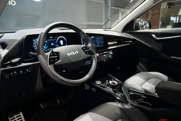 Kia Niro EV ExecutiveLine 64.8 kWh *INCL. BTW* + HEAD-UP / HARMAN KARDON / STOELVENTILATIE / LEDER