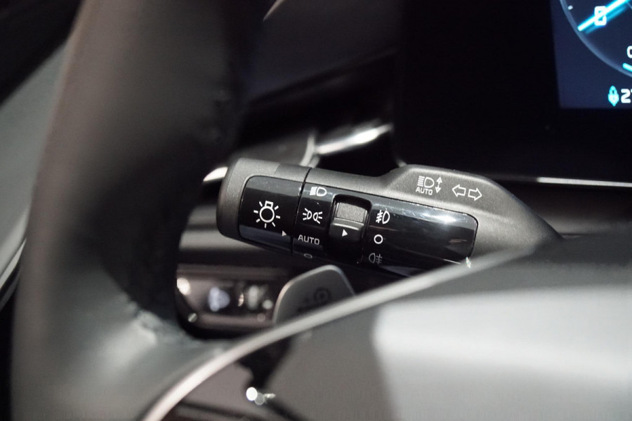 Kia Niro EV ExecutiveLine 64.8 kWh *INCL. BTW* + HEAD-UP / HARMAN KARDON / STOELVENTILATIE / LEDER