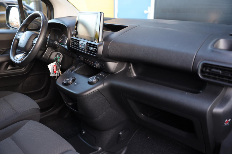 Citroën Berlingo 1.2 BENZINE / Automaat / 3 Zits / Navi / Airco / Cruise Control / Elek Pakket / Schuifdeur / NETTE STAAT