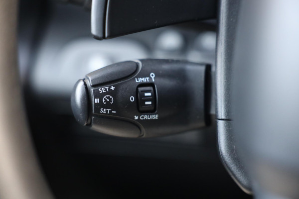 Citroën Berlingo 1.2 BENZINE / Automaat / 3 Zits / Navi / Airco / Cruise Control / Elek Pakket / Schuifdeur / NETTE STAAT