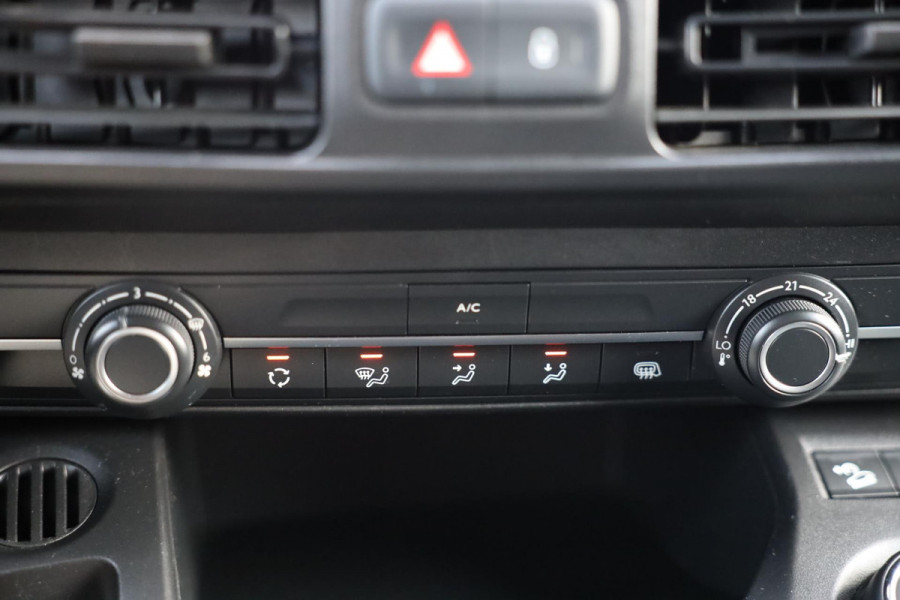 Citroën Berlingo 1.2 BENZINE / Automaat / 3 Zits / Navi / Airco / Cruise Control / Elek Pakket / Schuifdeur / NETTE STAAT