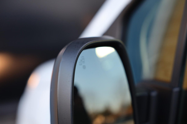 Citroën Berlingo 1.2 BENZINE / Automaat / 3 Zits / Navi / Airco / Cruise Control / Elek Pakket / Schuifdeur / NETTE STAAT