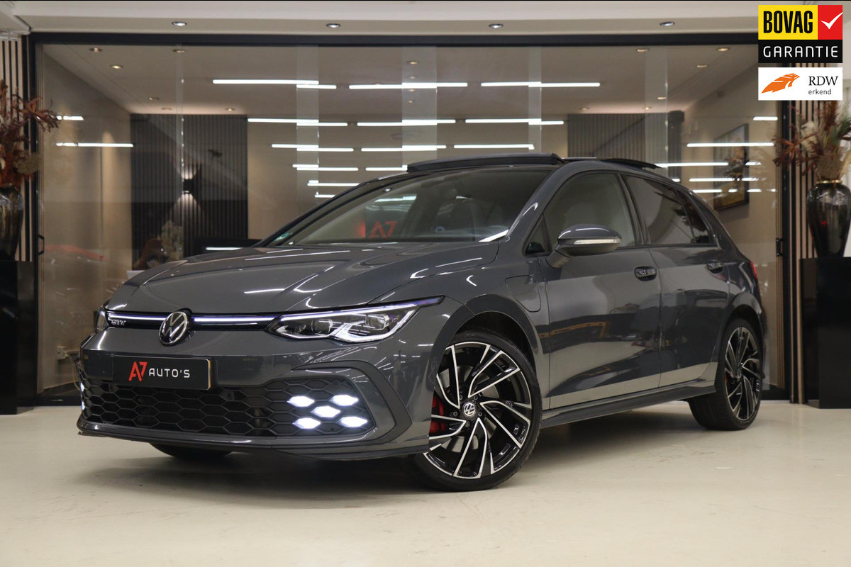 Volkswagen Golf 1.4 eHybrid GTE /PANO/IQLIGHT/CAM/CARPLAY/ACC/LANE ASSIST/VOL