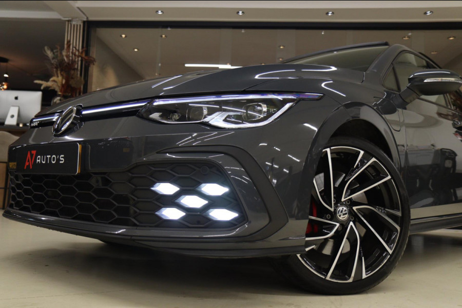 Volkswagen Golf 1.4 eHybrid GTE /PANO/IQLIGHT/CAM/CARPLAY/ACC/LANE ASSIST/VOL