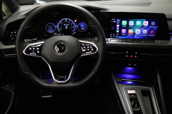 Volkswagen Golf 1.4 eHybrid GTE /PANO/IQLIGHT/CAM/CARPLAY/ACC/LANE ASSIST/VOL