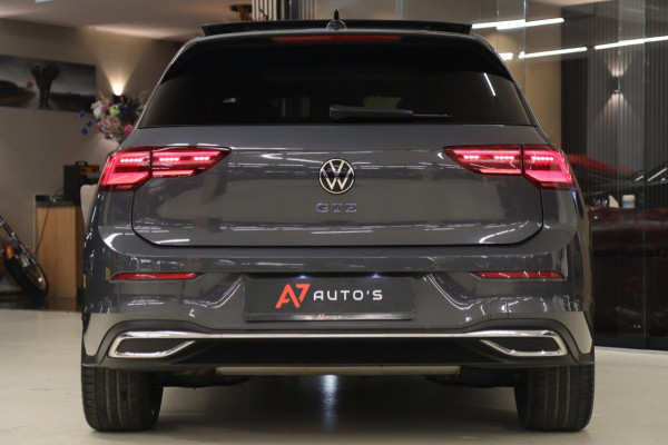 Volkswagen Golf 1.4 eHybrid GTE /PANO/IQLIGHT/CAM/CARPLAY/ACC/LANE ASSIST/VOL