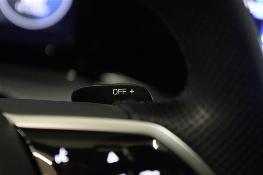 Volkswagen Golf 1.4 eHybrid GTE /PANO/IQLIGHT/CAM/CARPLAY/ACC/LANE ASSIST/VOL