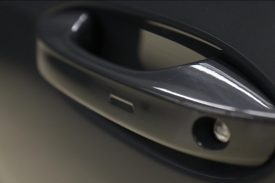 Volkswagen Golf 1.4 eHybrid GTE /PANO/IQLIGHT/CAM/CARPLAY/ACC/LANE ASSIST/VOL