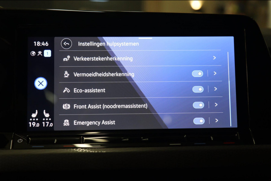 Volkswagen Golf 1.4 eHybrid GTE /PANO/IQLIGHT/CAM/CARPLAY/ACC/LANE ASSIST/VOL