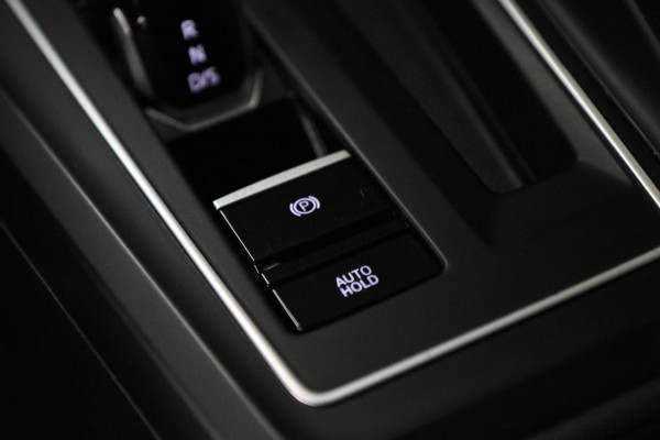 Volkswagen Golf 1.4 eHybrid GTE /PANO/IQLIGHT/CAM/CARPLAY/ACC/LANE ASSIST/VOL