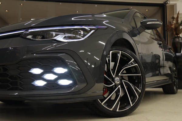 Volkswagen Golf 1.4 eHybrid GTE /PANO/IQLIGHT/CAM/CARPLAY/ACC/LANE ASSIST/VOL