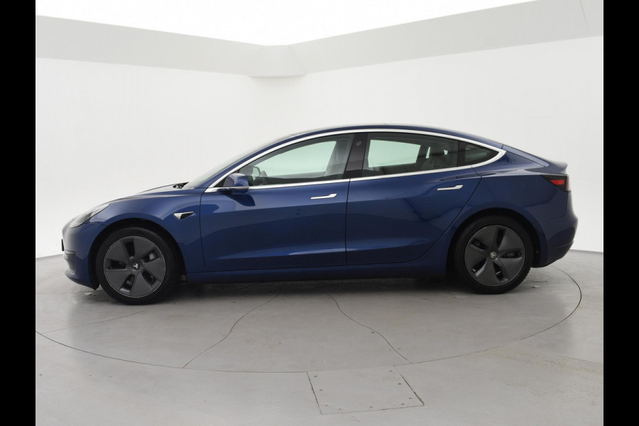 Tesla Model 3 60 kWh RWD *BTW* + LEDER | AUTOPILOT | PANORAMA | 3 CAMERA'S | PRIVACY GLASS