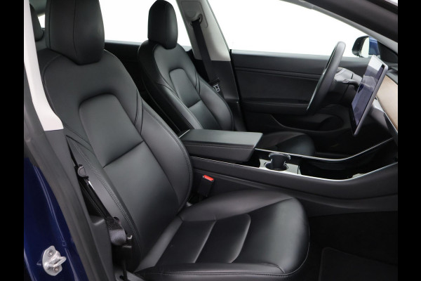 Tesla Model 3 60 kWh RWD *BTW* + LEDER | AUTOPILOT | PANORAMA | 3 CAMERA'S | PRIVACY GLASS