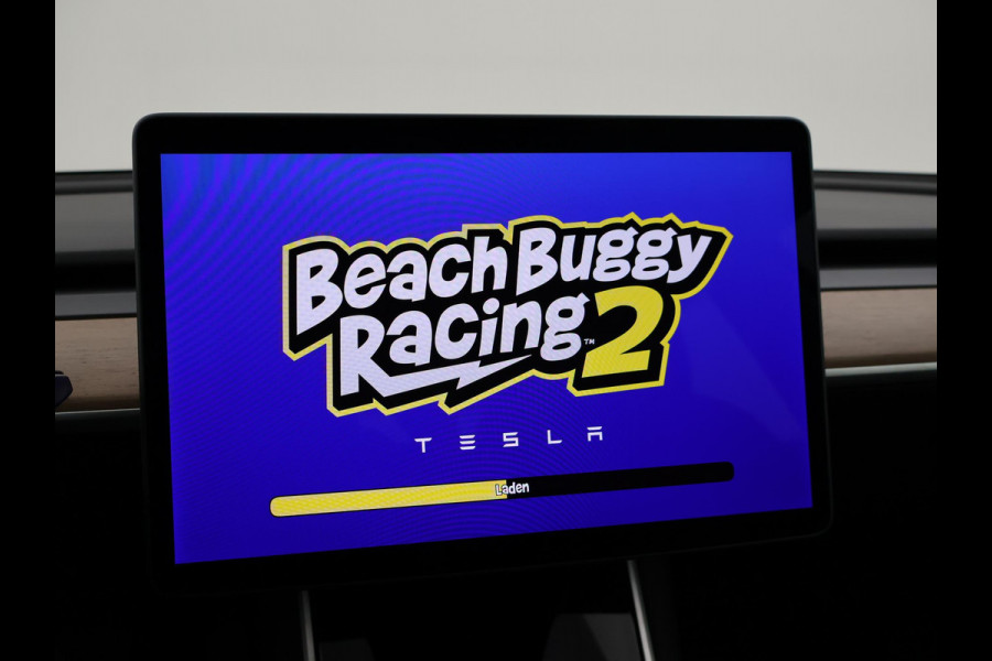 Tesla Model 3 60 kWh RWD *BTW* + LEDER | AUTOPILOT | PANORAMA | 3 CAMERA'S | PRIVACY GLASS