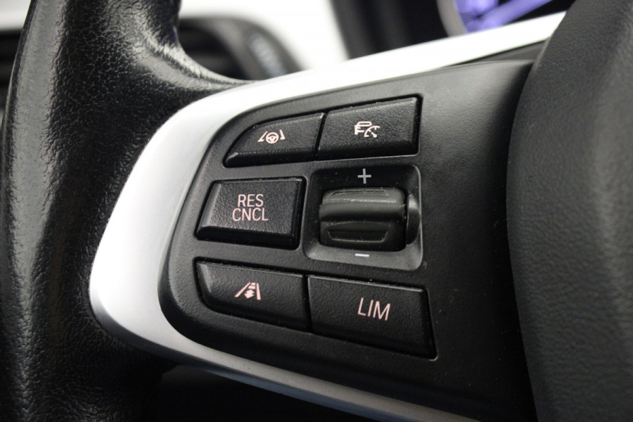 BMW X1 sDrive18i Executive |Navi|