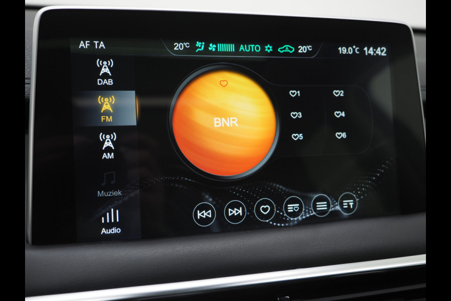 MG EHS 1.5 TGDI Luxury | Panoramadak | Adaptive Cruise | Sportstoelen | 360 | Keyless | Carplay