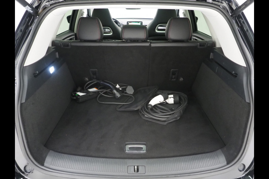 MG EHS 1.5 TGDI Luxury | Panoramadak | Adaptive Cruise | Sportstoelen | 360 | Keyless | Carplay