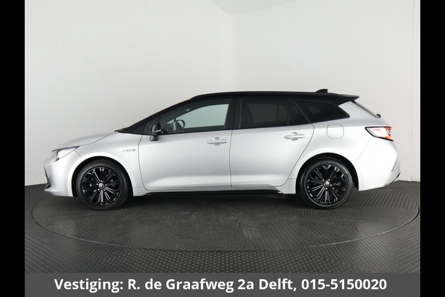 Toyota Corolla Touring Sports 1.8 Hybrid First Edition Bi-Tone | Apple Carplay & AndroidAUTO | Navigatie | 1e eigenaar |