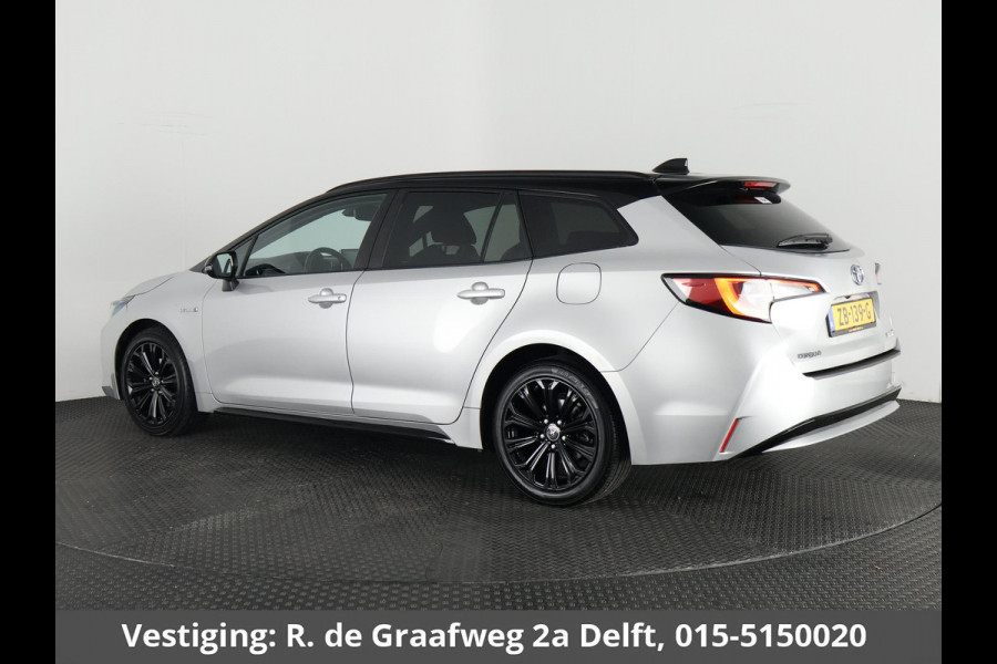 Toyota Corolla Touring Sports 1.8 Hybrid First Edition Bi-Tone | Apple Carplay & AndroidAUTO | Navigatie | 1e eigenaar |