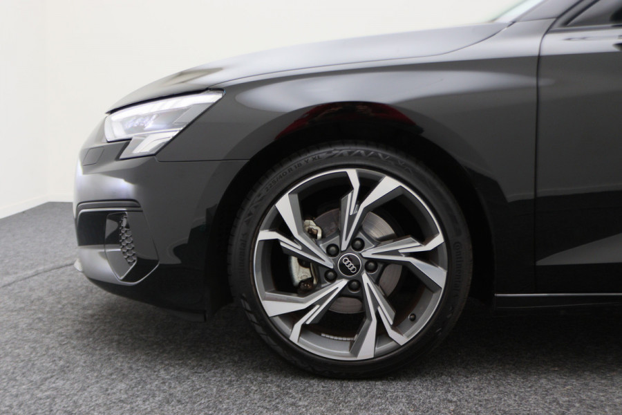 Audi A3 Limousine 30 TFSI Advanced edition Virtual Cockpit, Panoramadak, ACC, Apple Carplay, DAB, PDC, 18''