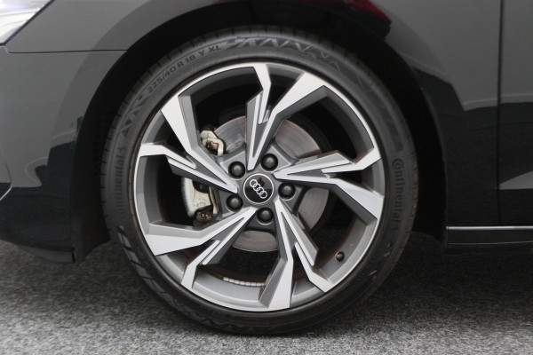 Audi A3 Limousine 30 TFSI Advanced edition Virtual Cockpit, Panoramadak, ACC, Apple Carplay, DAB, PDC, 18''