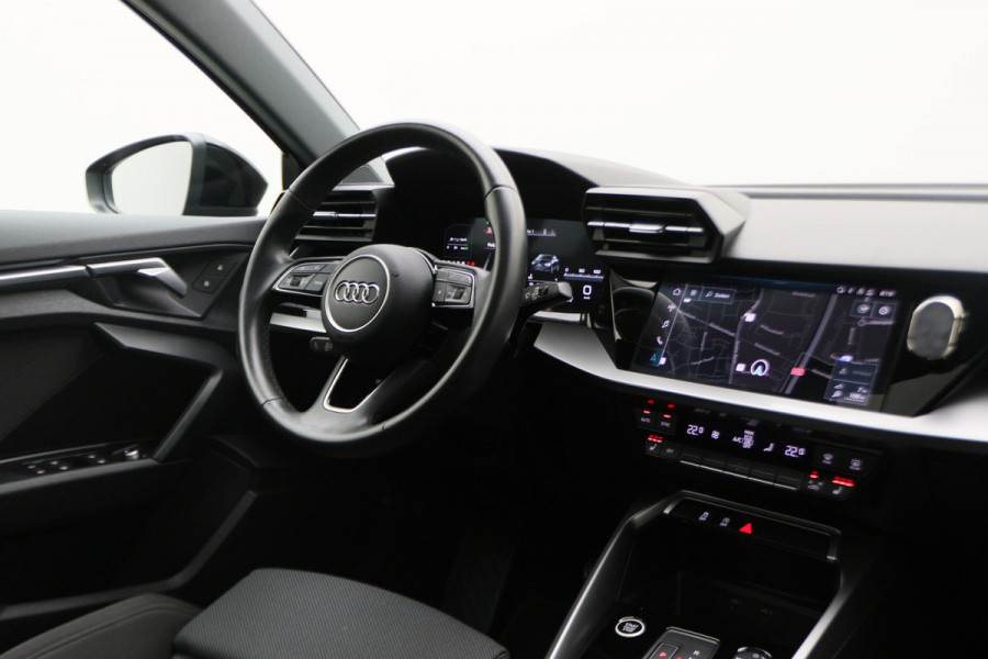 Audi A3 Limousine 30 TFSI Advanced edition Virtual Cockpit, Panoramadak, ACC, Apple Carplay, DAB, PDC, 18''