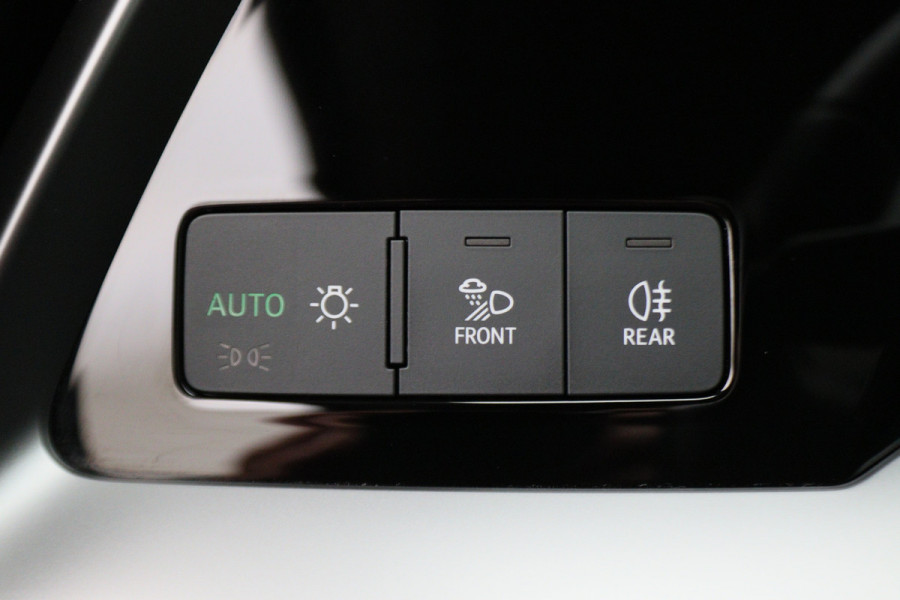 Audi A3 Limousine 30 TFSI Advanced edition Virtual Cockpit, Panoramadak, ACC, Apple Carplay, DAB, PDC, 18''