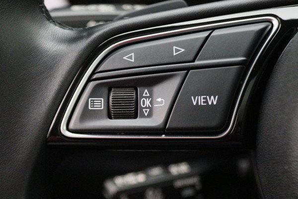 Audi A3 Limousine 30 TFSI Advanced edition Virtual Cockpit, Panoramadak, ACC, Apple Carplay, DAB, PDC, 18''