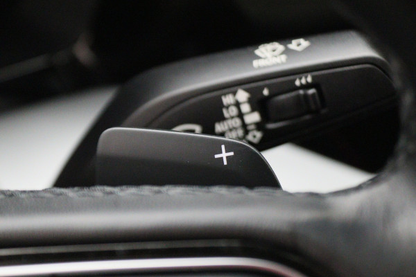 Audi A3 Limousine 30 TFSI Advanced edition Virtual Cockpit, Panoramadak, ACC, Apple Carplay, DAB, PDC, 18''