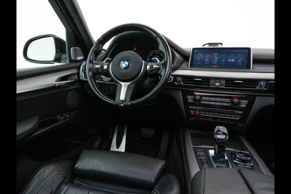 BMW X5 M50d M-Aerodinamica Aut. *PANO | HEAD-UP | LUXURY-LEATHER | ADAPTIVE-CRUISE | SOFT-CLOSE | BANG&OLUFSEN | TOP-VIEW | BLINDSPOT | NIGHT-VISION | MEMORY-PACK | DIGI-COCKPIT | HEATED-COMFORTSEATS | NAVI-FULLMAP |